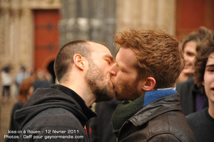 Kiss In à Rouen