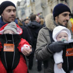 couple-manif-bebe