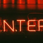 contact-neon-gayviking2