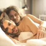 gay-couple-lit