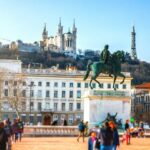 lyon-gay-place-bellecour