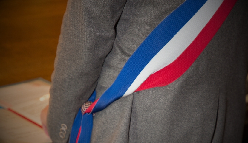 élu agression homophobe